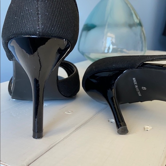 Black Heels - Picture 3 of 3